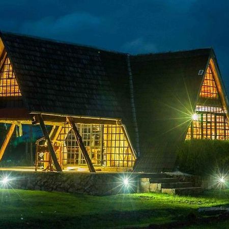 Samawati Lakeside Cottages Nyahururu Exteriér fotografie