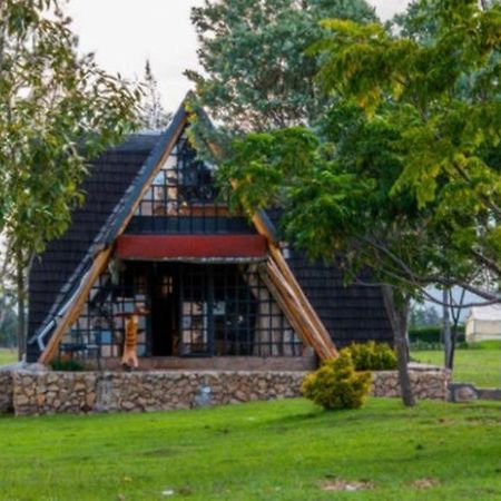 Samawati Lakeside Cottages Nyahururu Exteriér fotografie